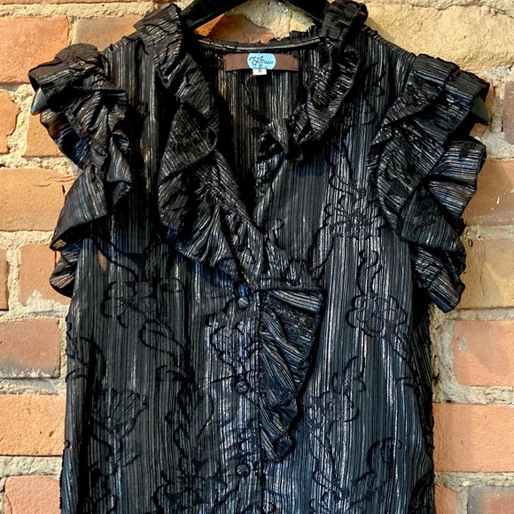 Vintage Eva Franco Sleeveless Ruffled Button-Up Black Blouse. Size: 8 - Picture 2 of 11